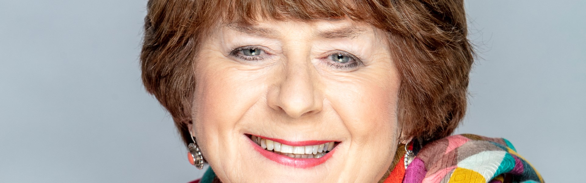 Pam Ayres - Live 2022